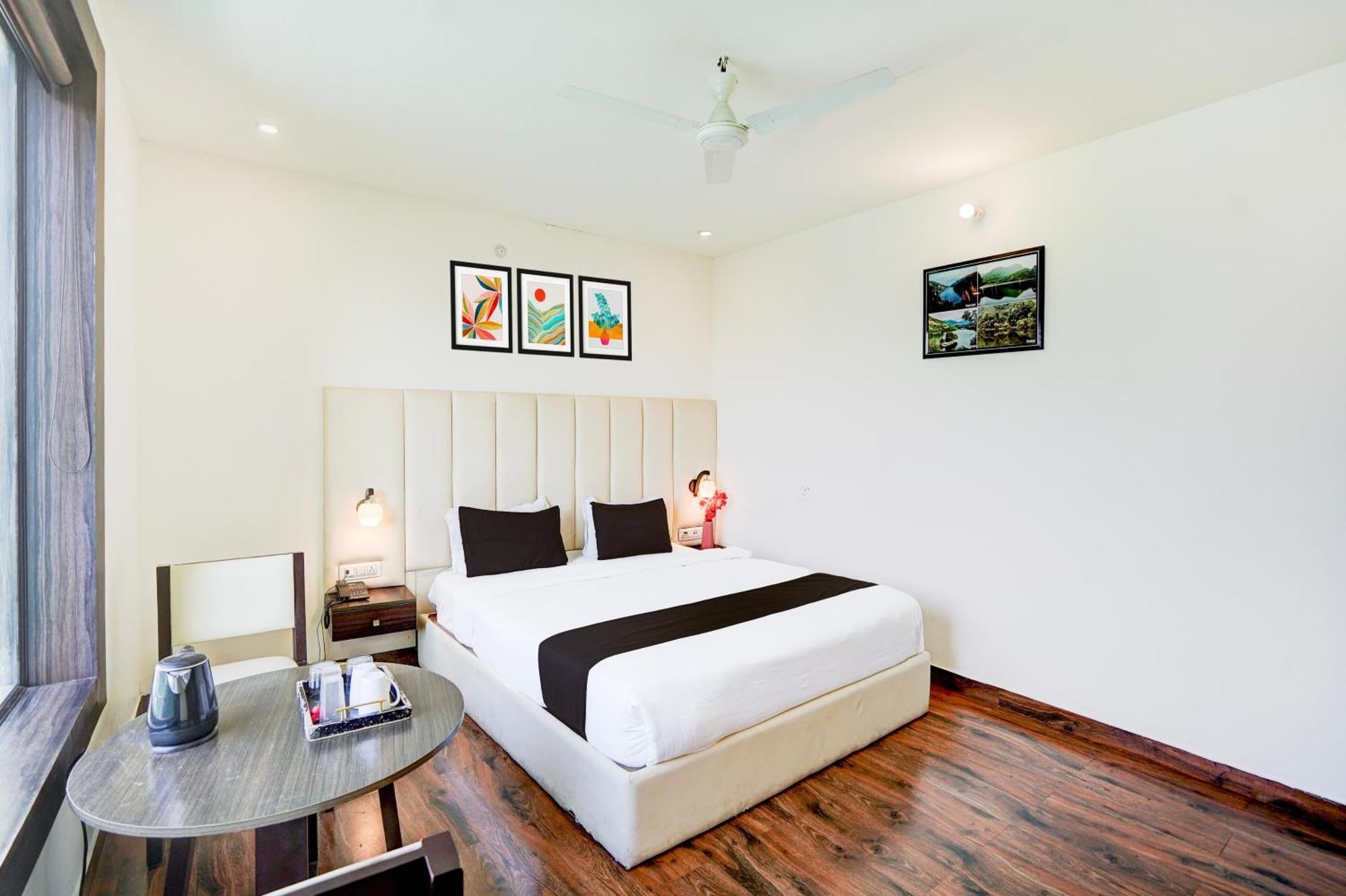 Hotel Collection O Golapar Haldwani Kāthgodām Exteriér fotografie