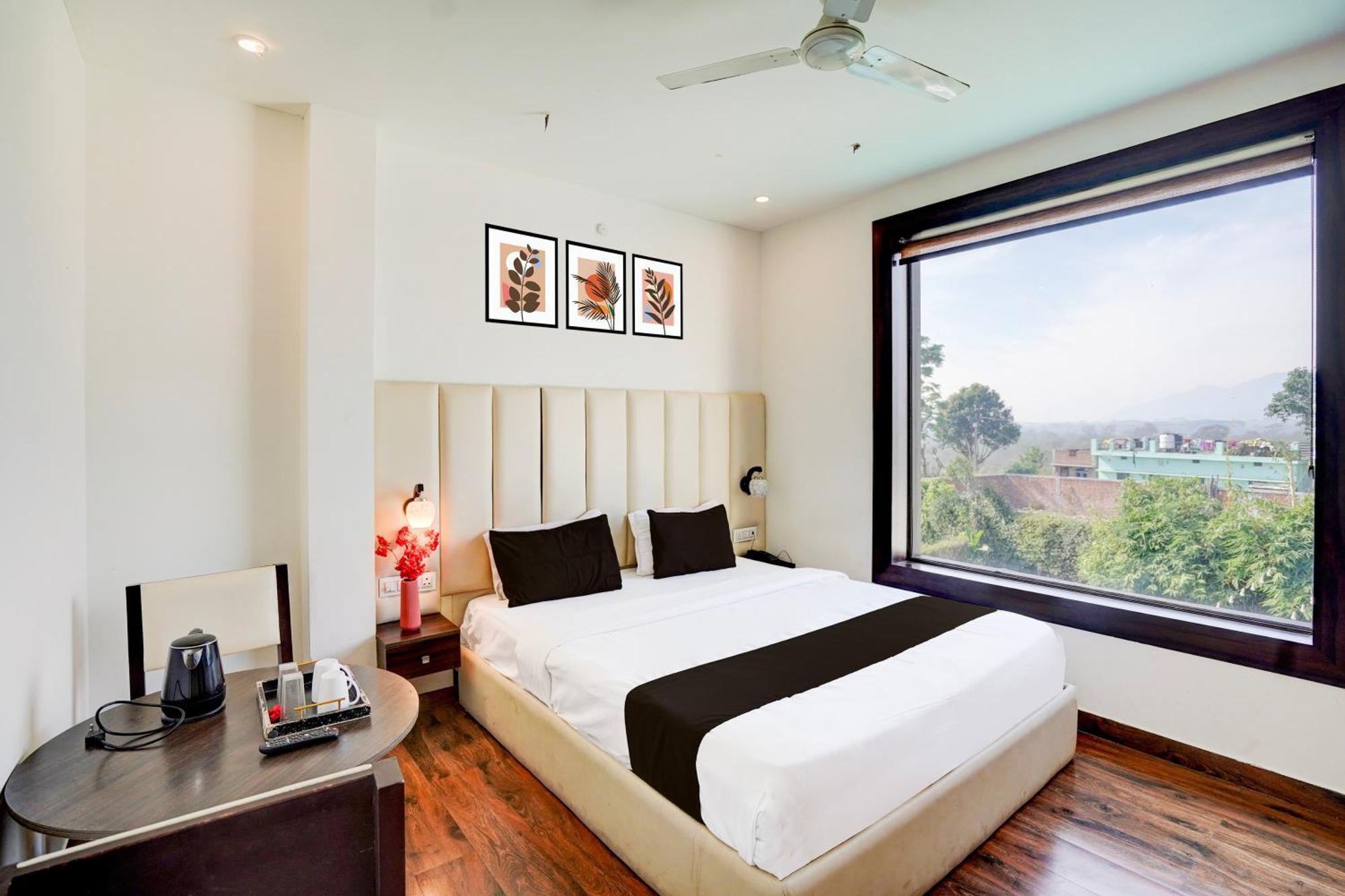 Hotel Collection O Golapar Haldwani Kāthgodām Exteriér fotografie